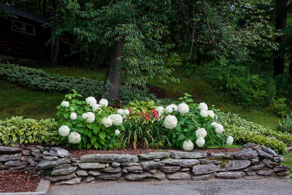 Hob Knob Inn Stowe Bagian luar foto