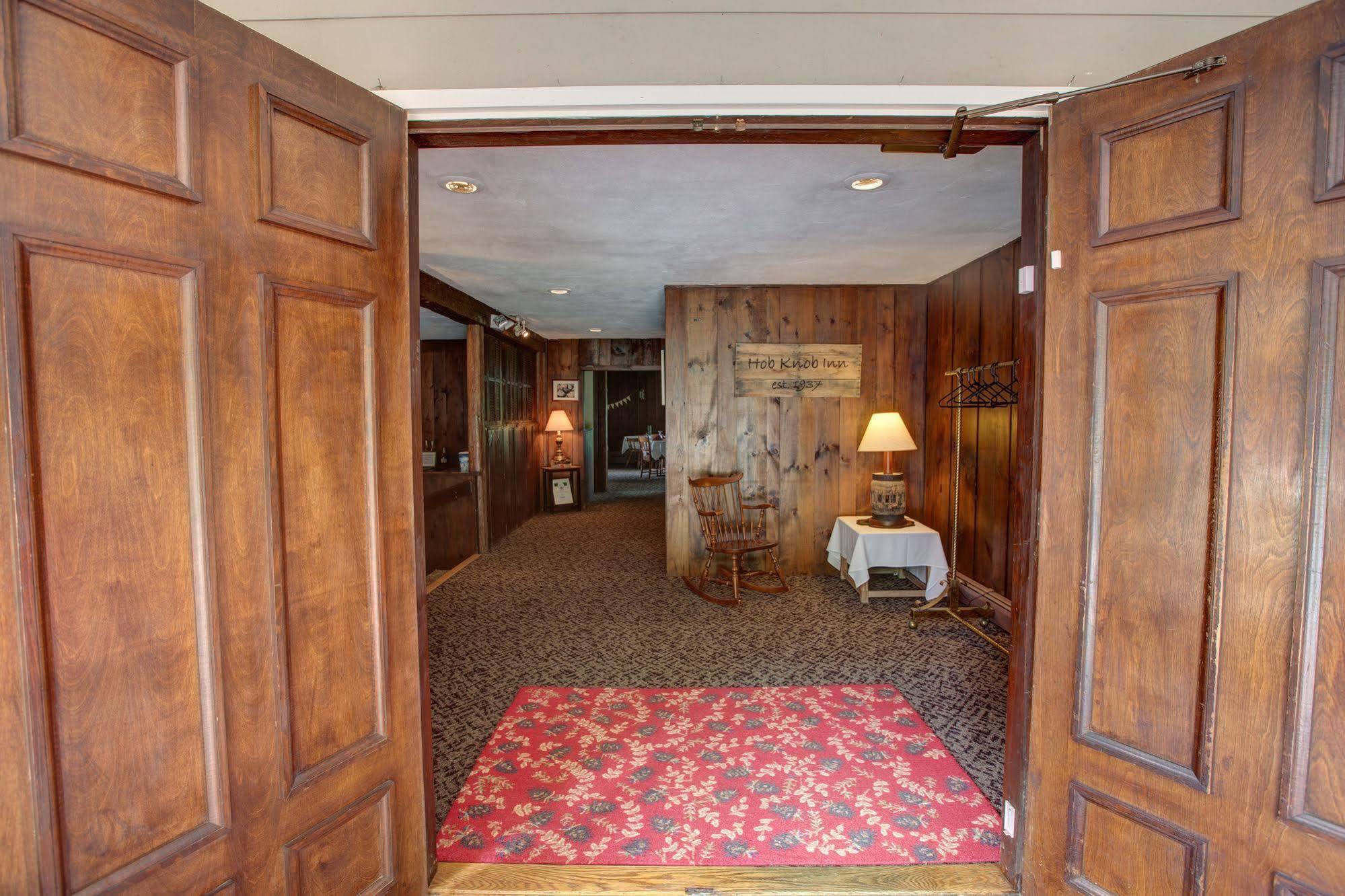 Hob Knob Inn Stowe Bagian luar foto
